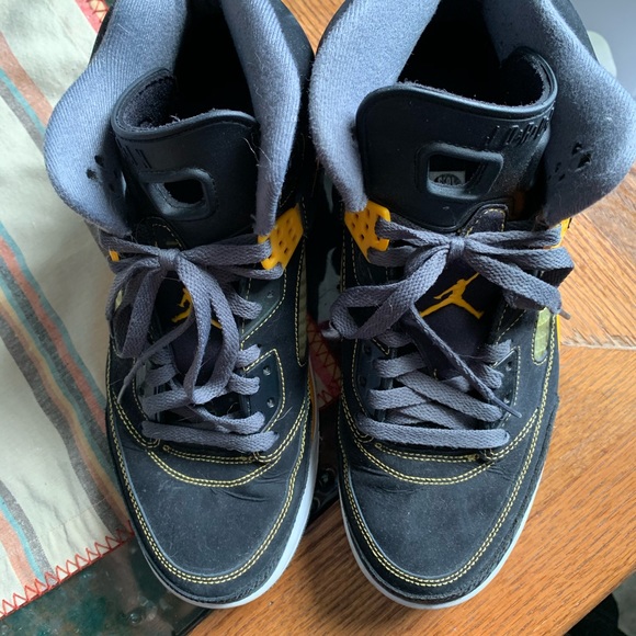 Men’s Son of Mars Jordan’s - Picture 5 of 5